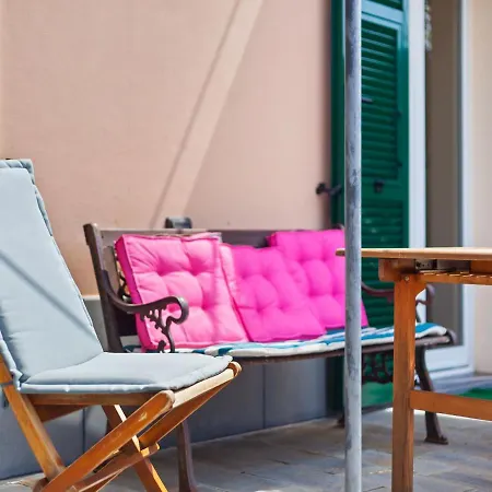 Lovely In Genova With Garden Apartment